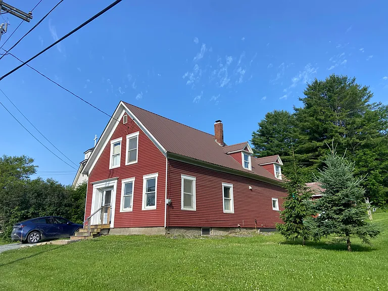 35 Creek Rd #1 — Photo 1