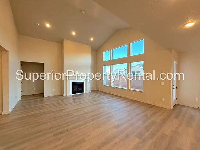 623 S 230 W — Photo 14