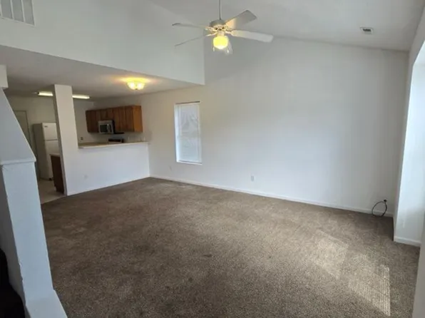 (undisclosed Address), Columbia, MO 65203