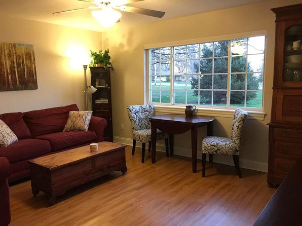203 Grandview Ct