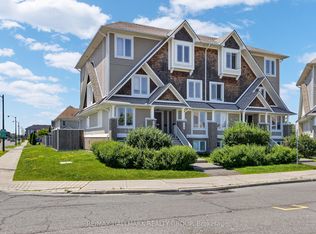 581 Lakeridge Dr #16, Ottawa, ON K4A0H3