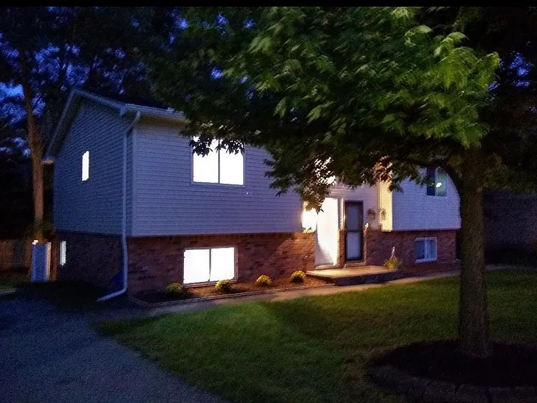 211 Hacker St — Photo 25