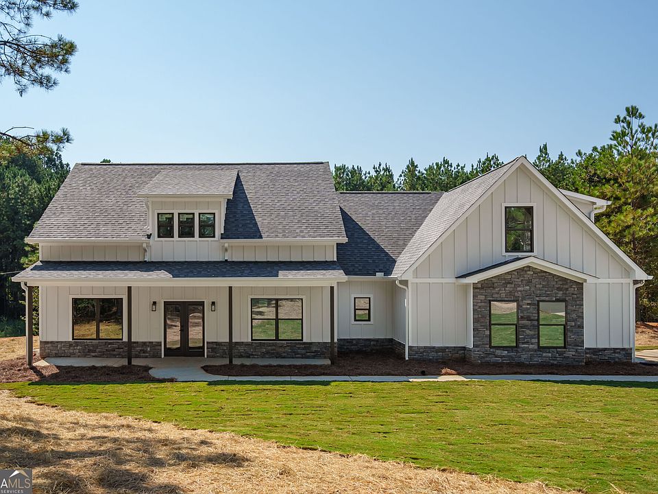 1st image of 428 Puckett Rd