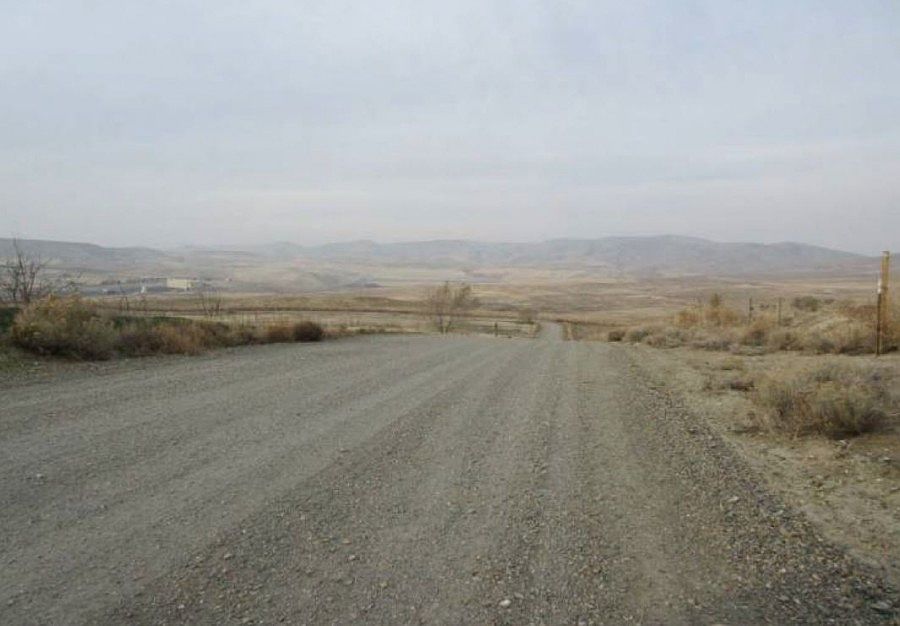2nd image of 601 Hidden Valley Rd