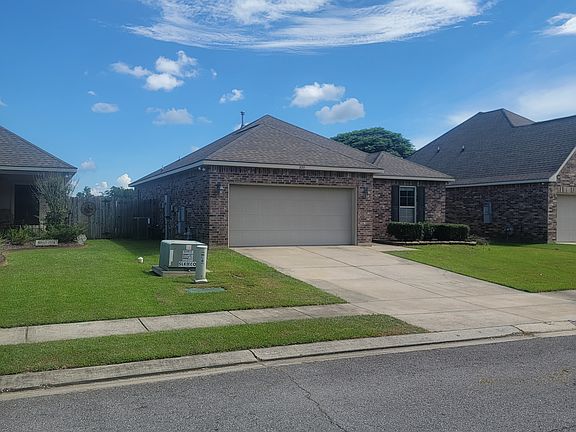 2nd image of 328 Elwick Dr