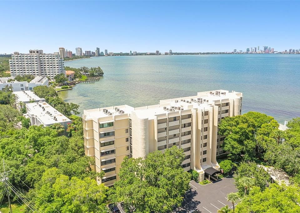 1st image of 5020 BAYSHORE BOULEVARD #504