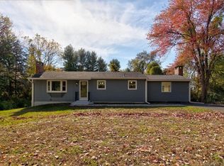 90 Nooks Hill Rd, Cromwell, CT 06416