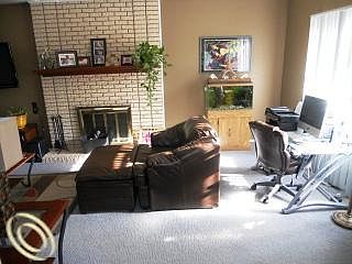 4th image of 37443 Chesterfield Ct
