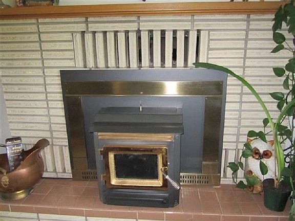 5th image of 509 E Spence St