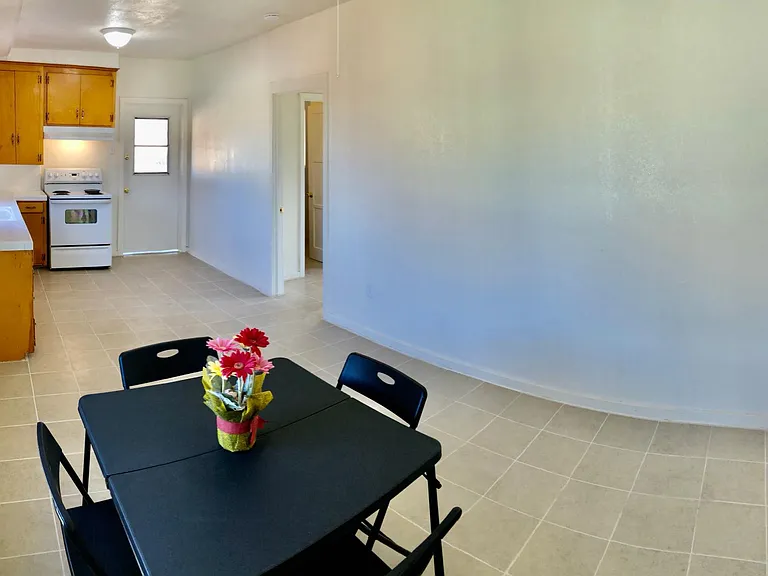 578 Fern Ave — Photo 4