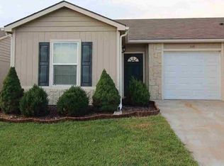 519 Grainfield St, Manhattan, KS 66502