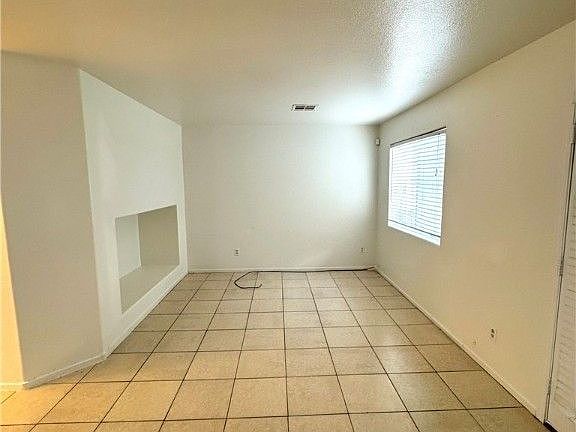 2529 Perryville Ave UNIT 104, Las Vegas, NV 89106 | Zillow