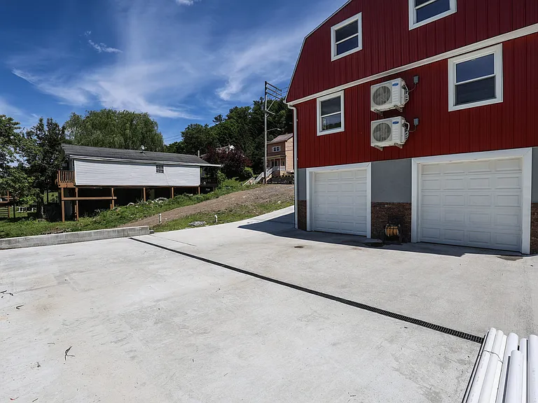 562 Peacock St #1 — Photo 30