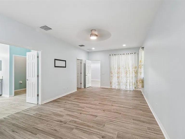11852 Gavin Ln — Photo 22