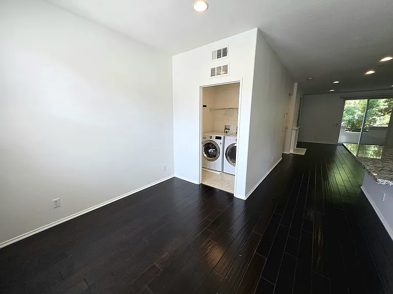 6372 Tivoli Ln — Photo 11