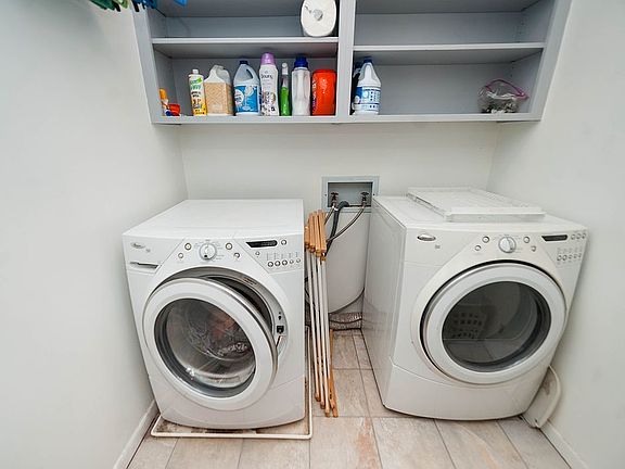 Walk-in Laundry Room
