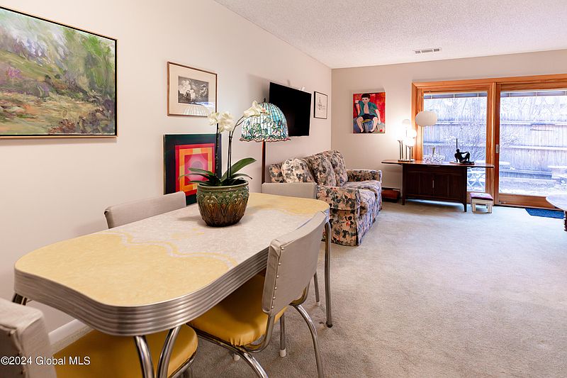 2nd image of 103 Ridgewood Terrace
