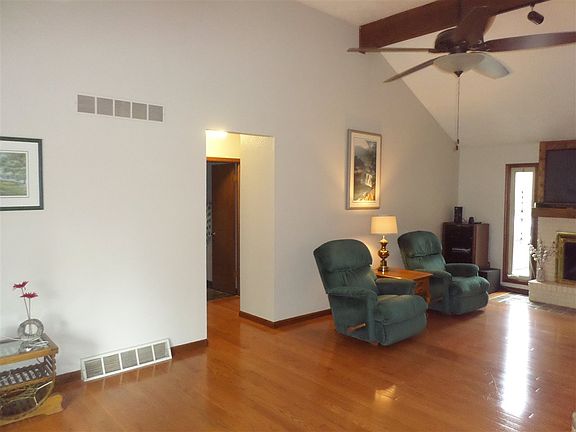 5th image of 50563 Dusty Trail Ct