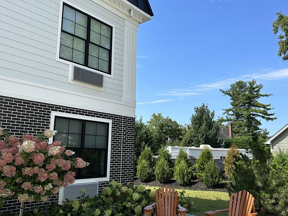 The Lofts at Maple & Main 42 Maple Ave Smithtown, NY Zillow