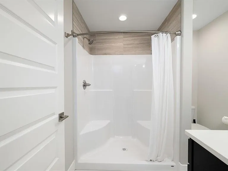 3590 Orchard St — Photo 36