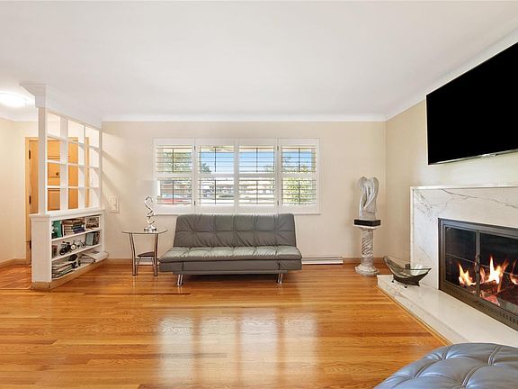 3rd image of 6096 E Jamieson Ave