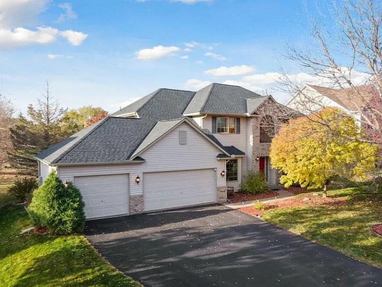 Eagle Valley Dr — Photo 1