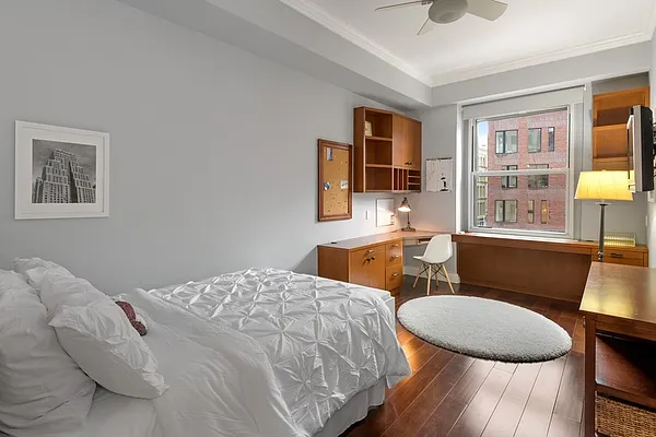 Sold by Compass | media 10