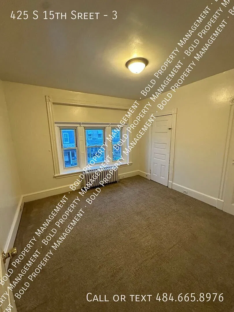 2 Bedroom 1 Bathroom Reading Apartment — Photo 4