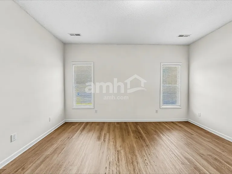 104 Cameron Way Cir — Photo 8