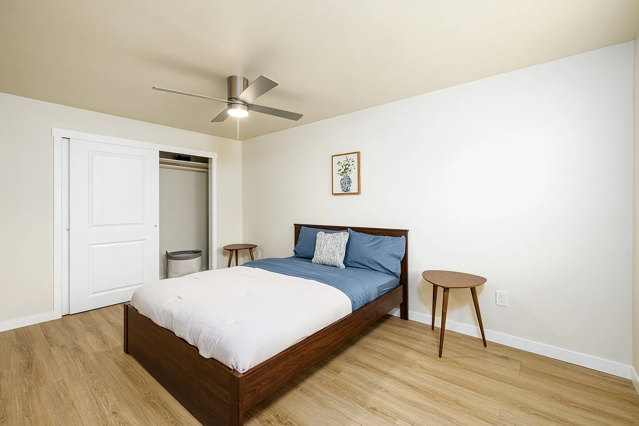 2 bed, $3,400 — Photo 4
