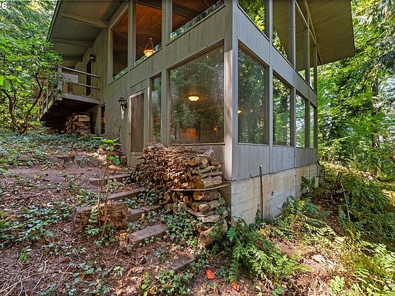2nd image of 6831 SE Brownlee Rd