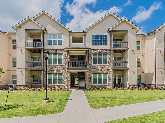 3rd image of 3401 Hickory Tree Rd #5302