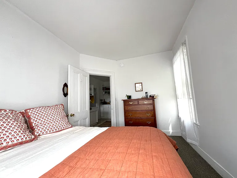 741 Warren St #1 — Photo 9