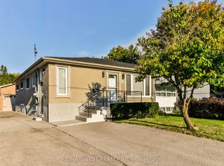 13 Richardson Dr #BASEMENT, Aurora, ON L4G 1Y9