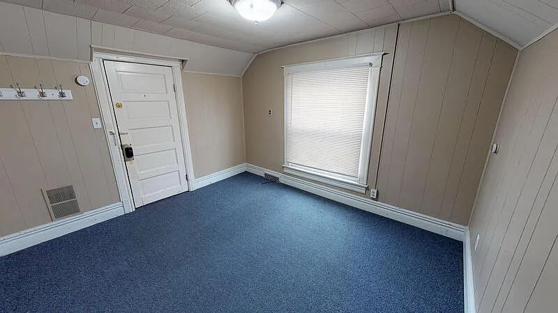 Building Photo - 706 Emmet St #3