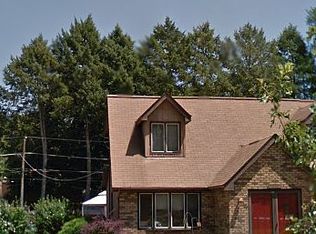 359 Hubbard Ave, Elgin, IL 60123