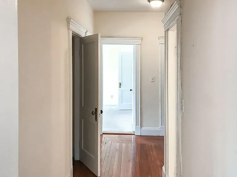 395 Harvard St #5 — Photo 6