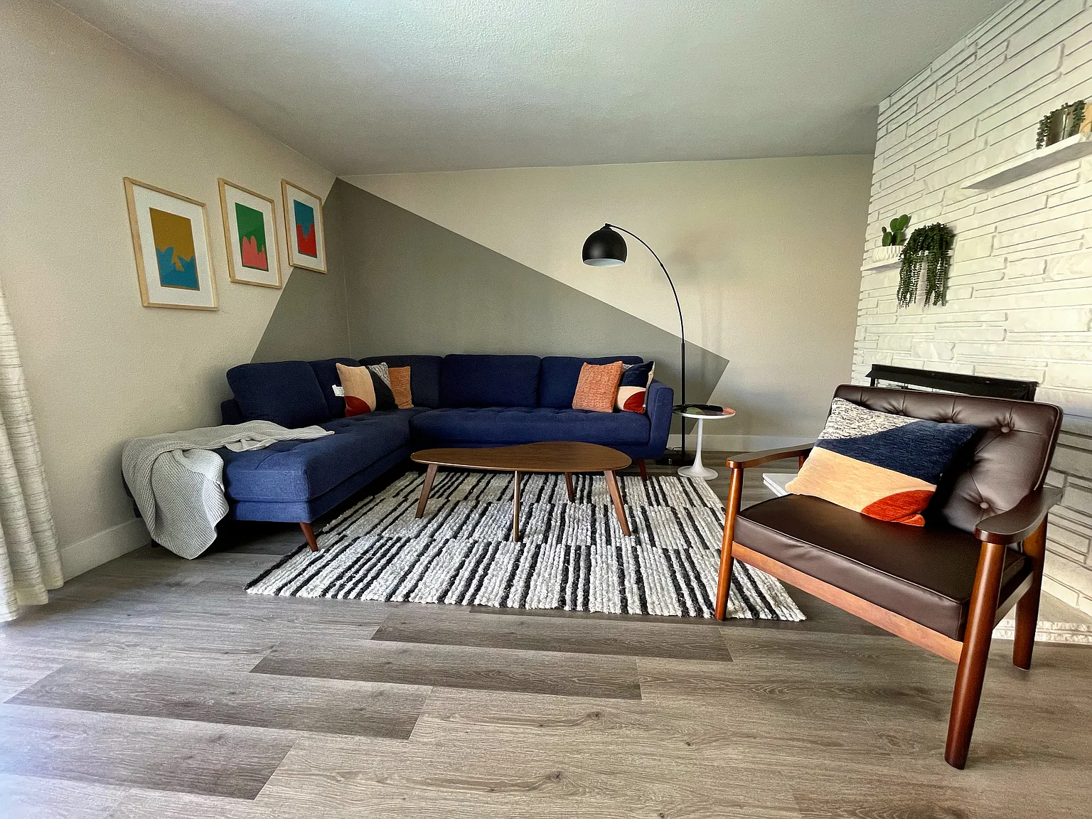 Seneca Ln, Las Vegas — Photo 2