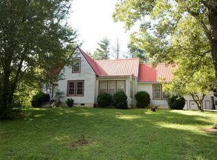 421 E Maple St, Morrison, TN 37357