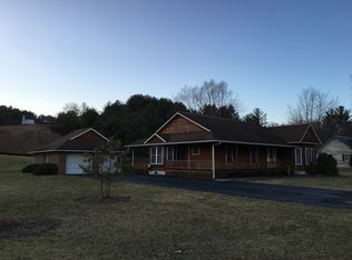 221 Wilson Ave, Mountain City, TN 37683