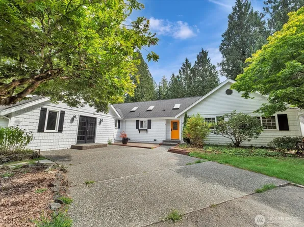 16817 203rd Place NE, Woodinville, WA 98077