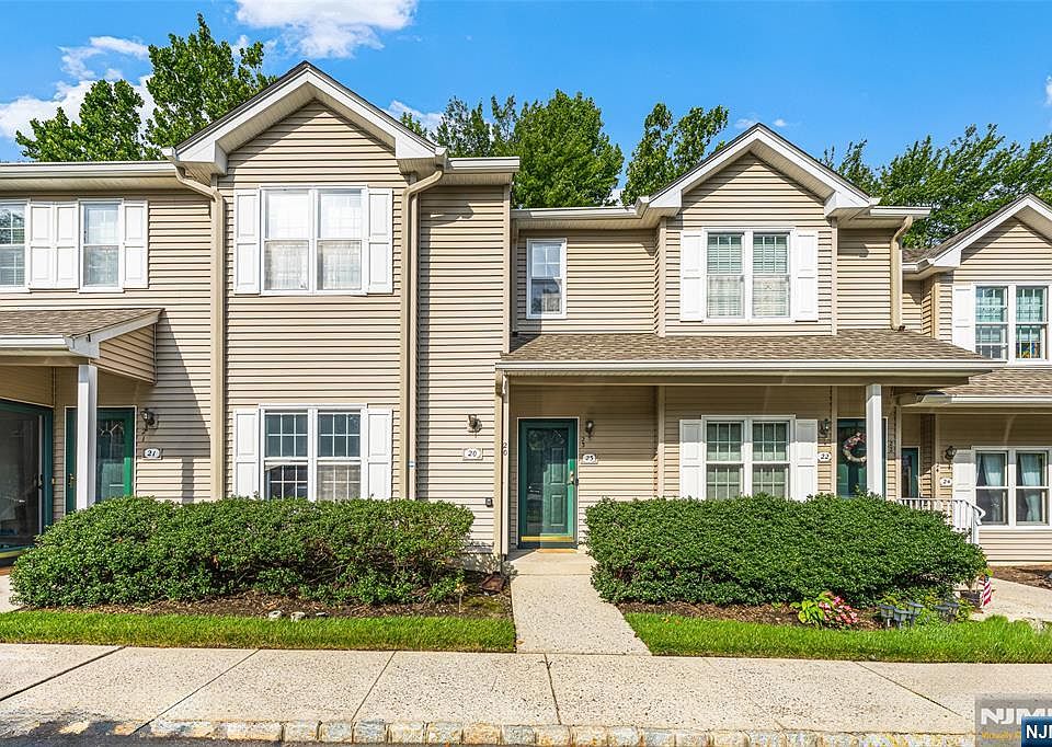 1st image of 20 Mulford Ct #C0025