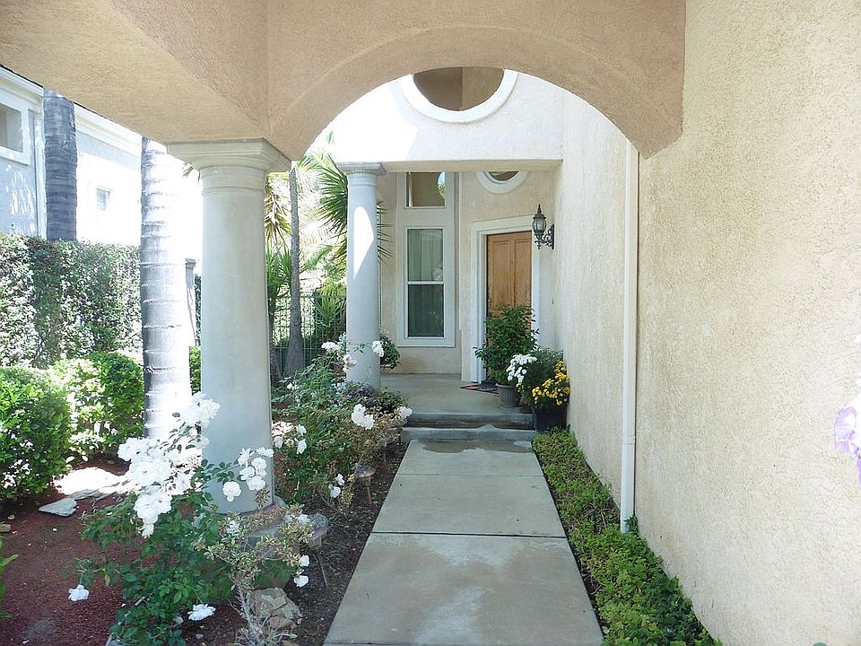 2nd image of 11285 Shadyridge Rd