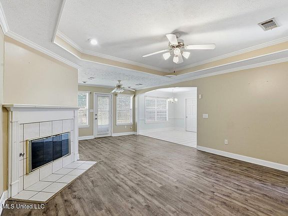 4th image of 3110 Tynes Dr