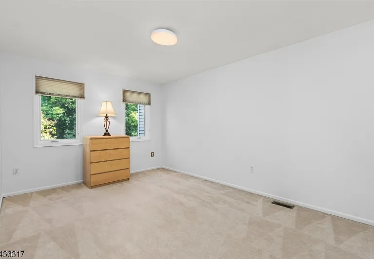21 Edgefield Dr — Photo 13