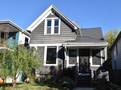 430 East Wilson STREET, Milwaukee, WI, 53207