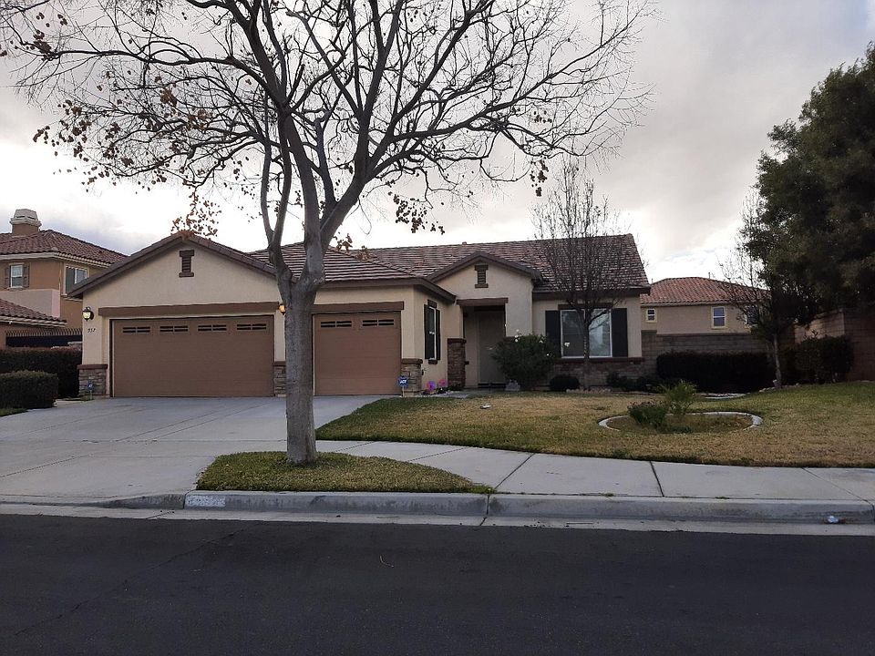 1st image of 957 Saltbush Ln