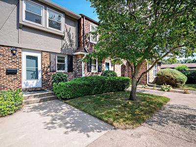 2502 Dover Ln, Saint Joseph, MI, 49085