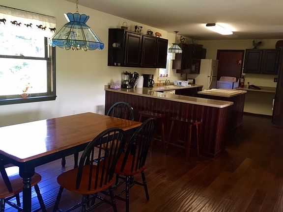 Kitchen/ dining room