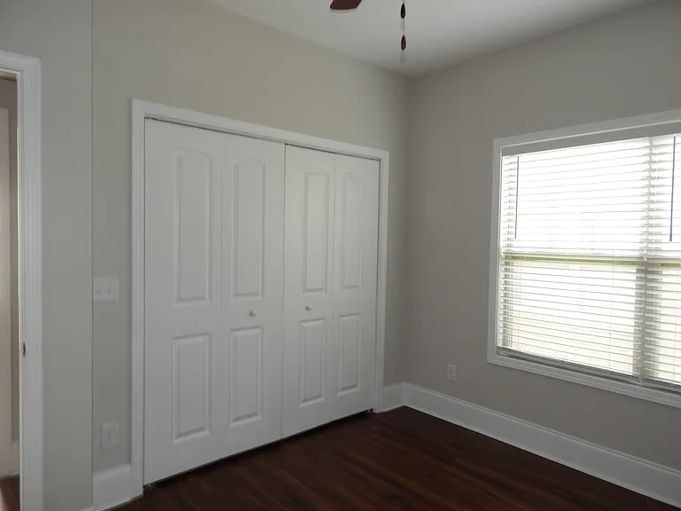 408 Senate St #1 — Photo 11
